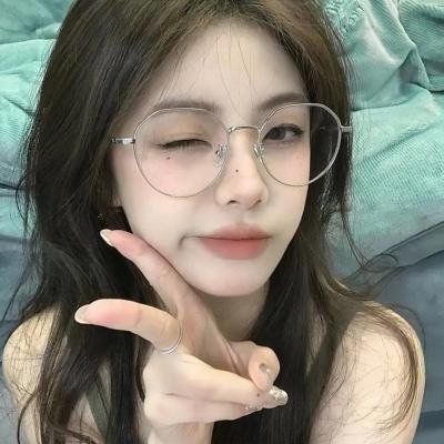 罗莎莉 海报